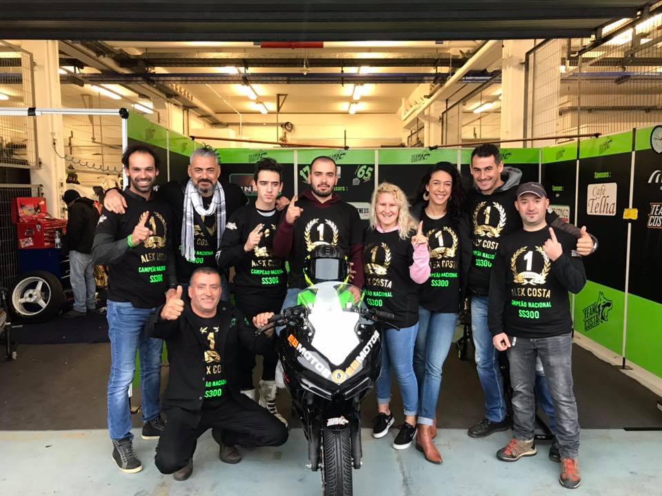 Alex Costa sagra-se campeão nacional em Supersport 300