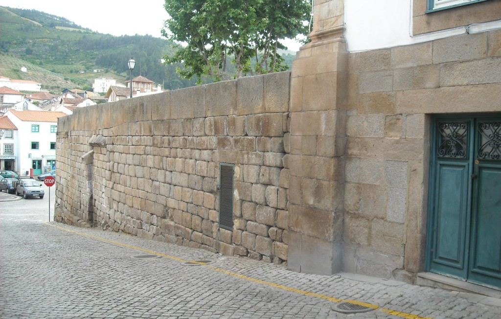 Torre de Moncorvo vai investir meio milhão de euros na musealização das ruínas do castelo