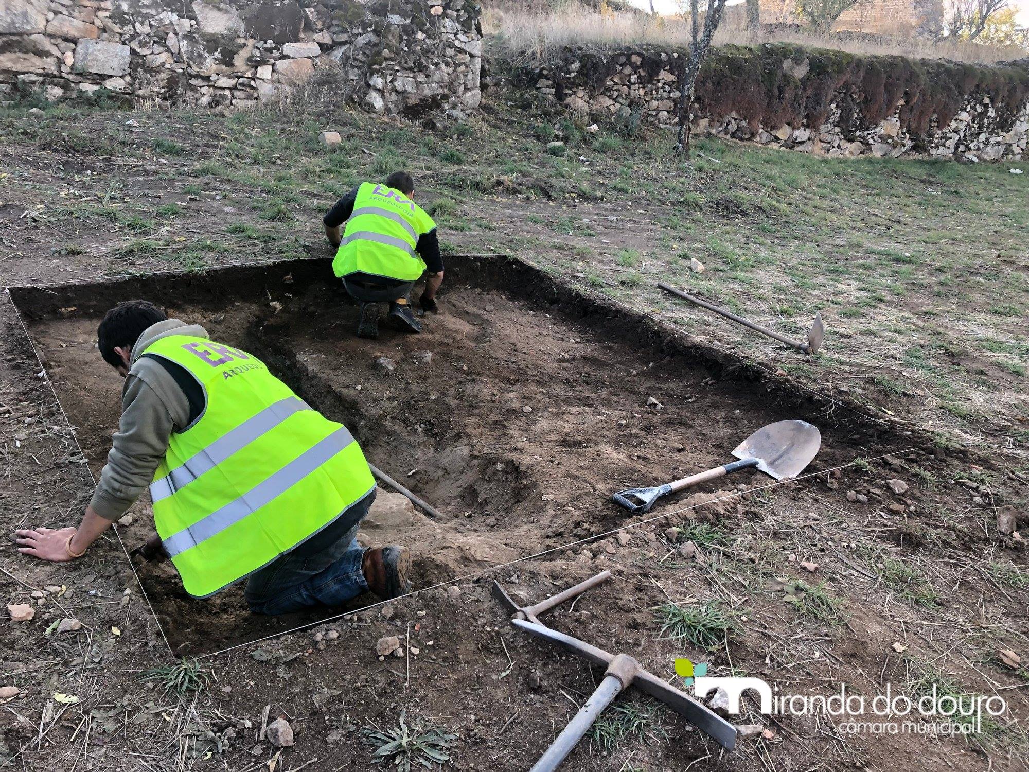 Revelar a história de Miranda do Douro através de escavações arqueológicas