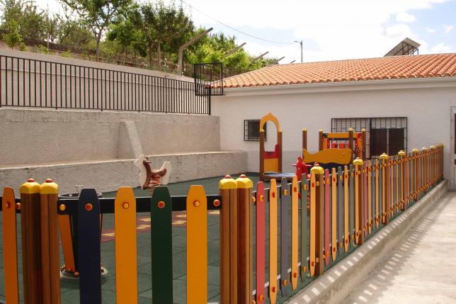 Pais foram avisados que a creche vai fechar amanhã, em Ligares, Freixo de Espada à Cinta