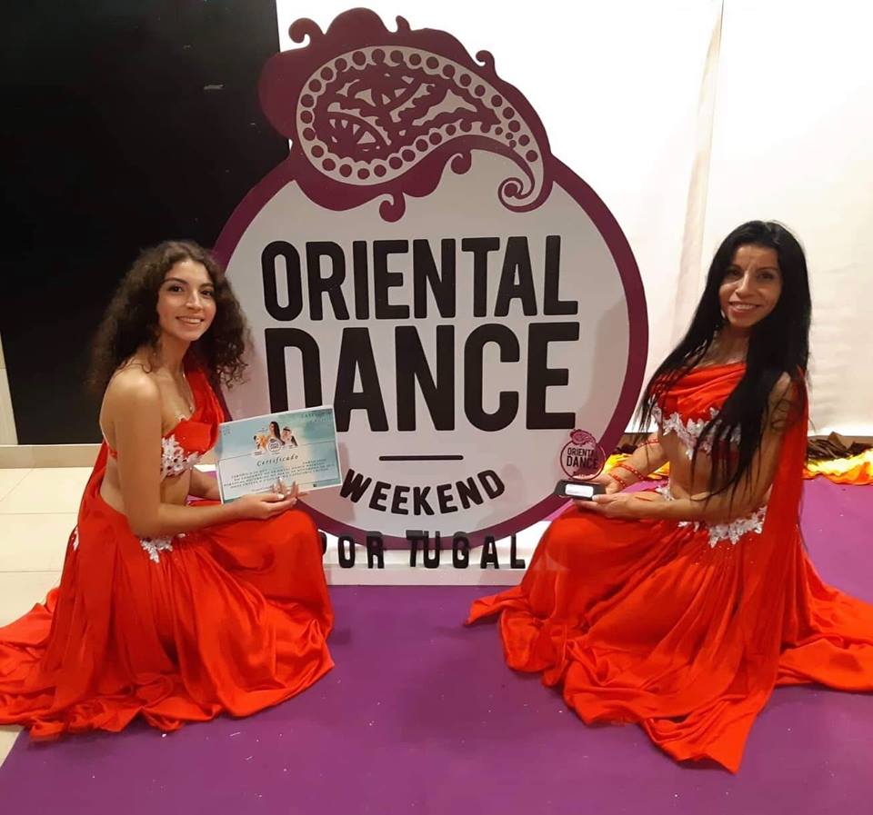 Duas bailarinas brigantinas venceram prémios em competições internacionais de danças orientais
