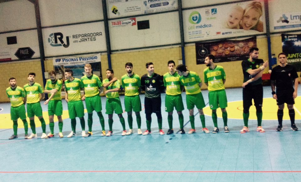 Macedense empata em Braga num jogo marcado por expulsões e uma lesão