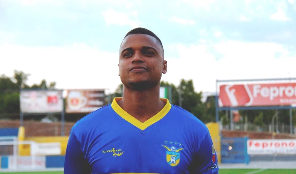 Tiago Antunes e Diego Oliveira no topo da lista de melhores marcadores