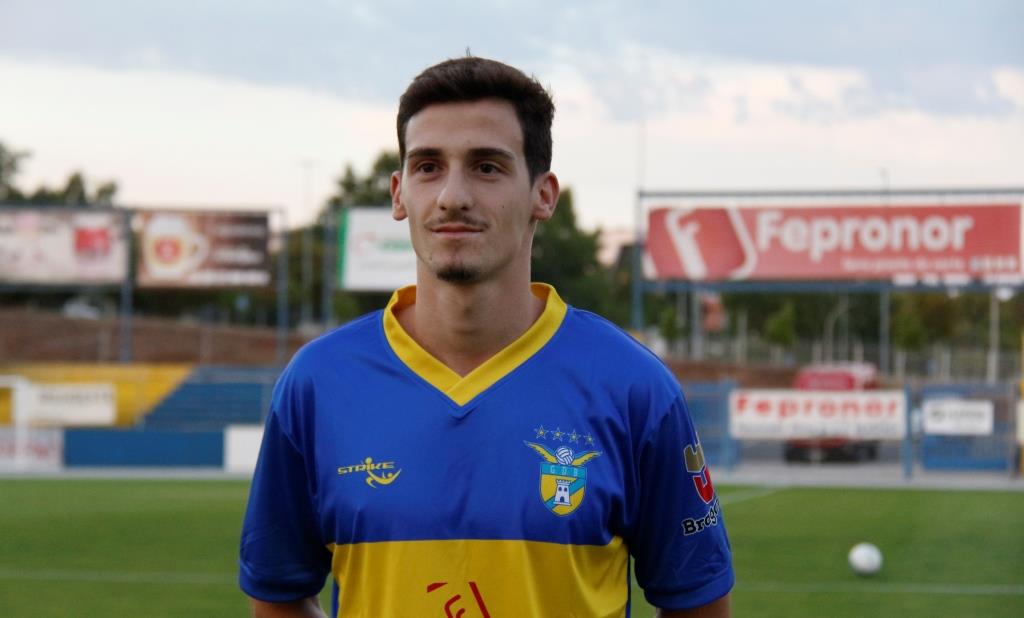 Médio brigantino pára cerca de dois meses após operação ao menisco