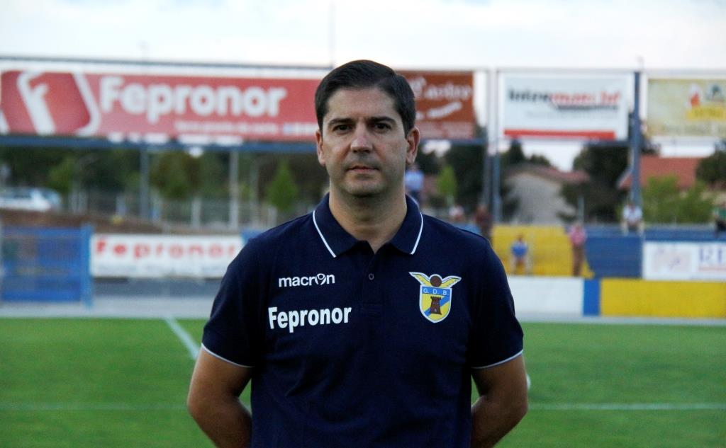 “Se somos favoritos? Isso vamos ter que o mostrar dentro do campo”