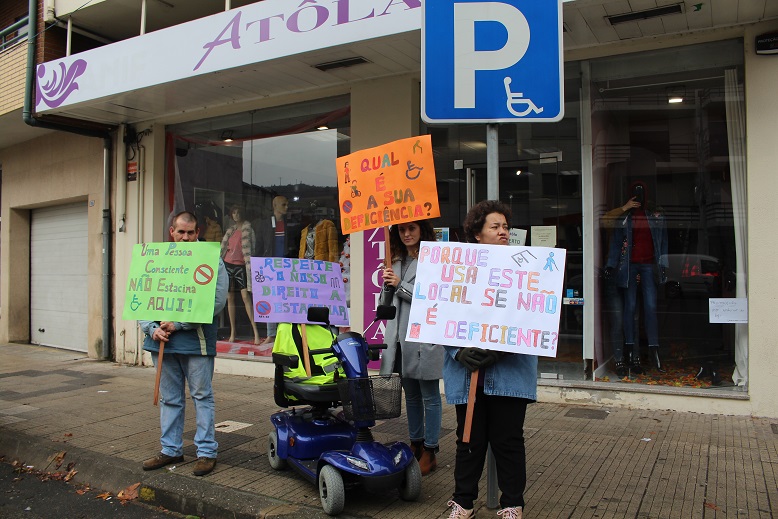 ASCUDT promove campanha para sensibilizar pelo direito das pessoas com deficiência a estacionar