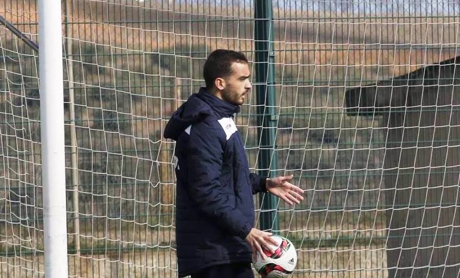 “A finalidade é tornar os jovens melhores jogadores e melhores pessoas”