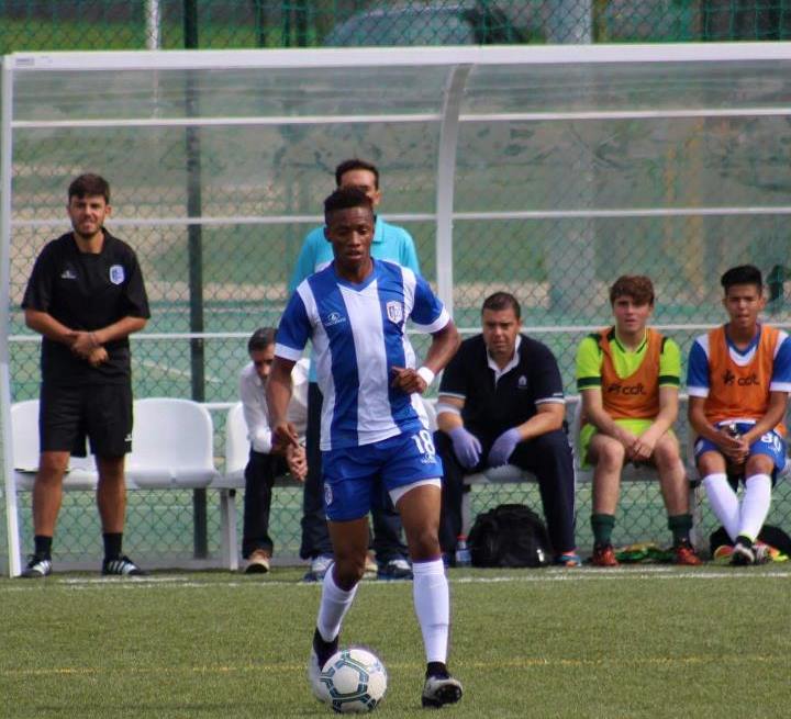 Mirandês contrata Okoli e Isah Musa