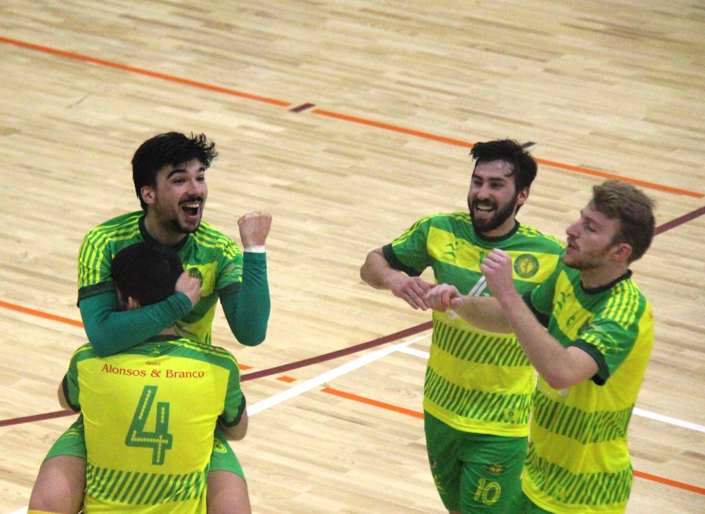 Macedense 4 – Carrazedo de Montenegro 4: equilíbrio foi a nota dominante