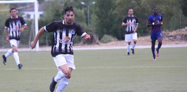 Paulinho e Hudson na liderança da lista de melhores marcadores do distrital