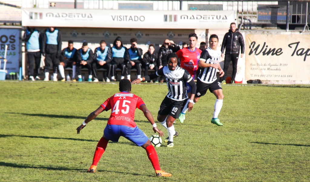 SC Mirandela perdulário sofre derrota caseira
