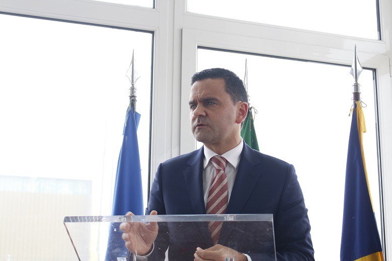 Adenda ao contrato de concessão de ligação aérea garante 1,2 milhões de euros para manter voos entre Bragança e Portimão