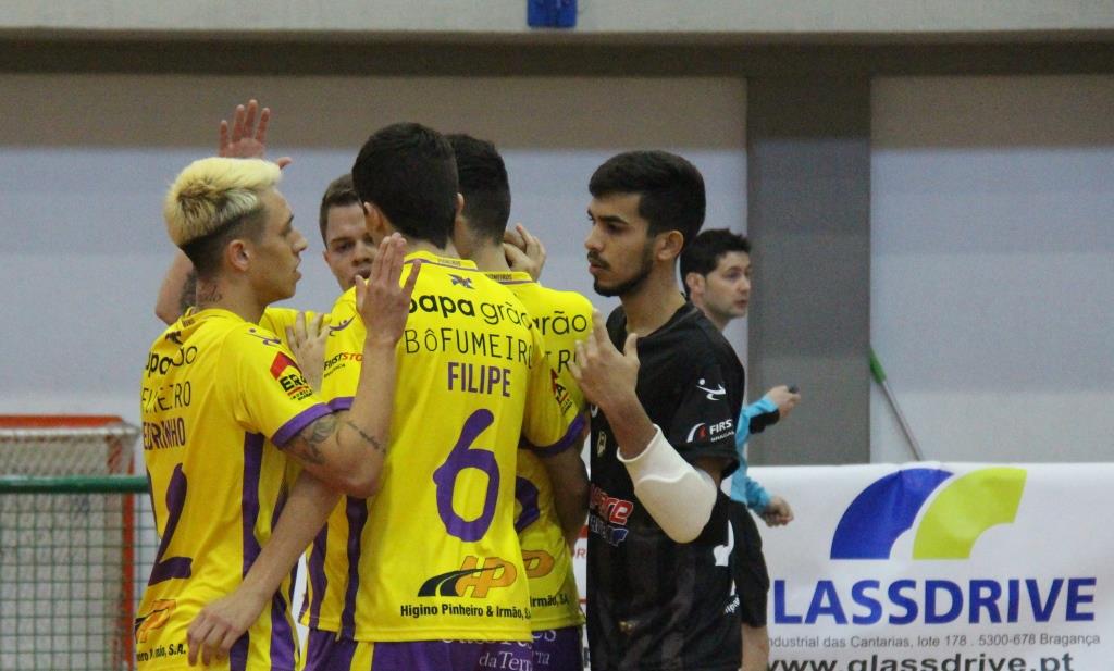 Futsal: Pioneiros e Mogadouro vão jogar a final da taça distrital de juniores