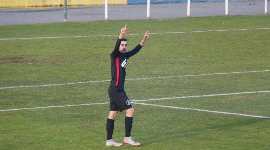 Mantorras isola-se na liderança da lista de goleadores campeonato distrital