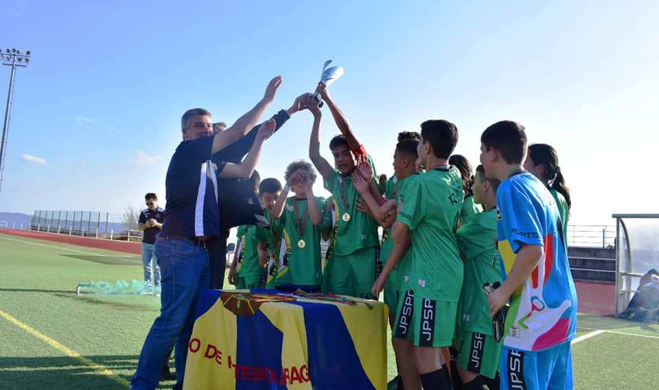 Vale do Conde vence Taça Distrital Sub-14 Mista
