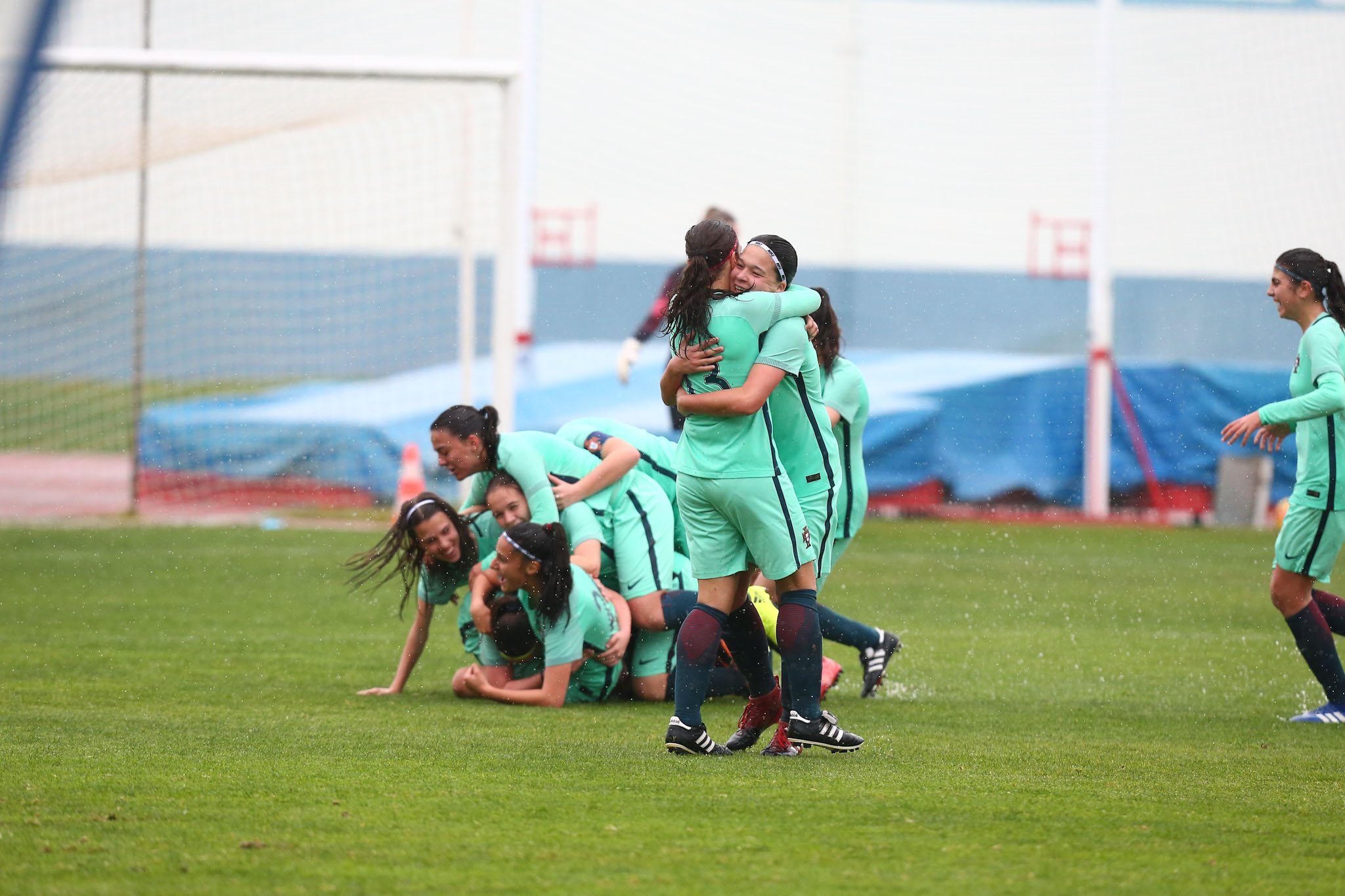 Futebol feminino: Portugal, Rússia, México e Estados Unidos no Torneio de Desenvolvimento da UEFA Sub-16 no distrito de Bragança