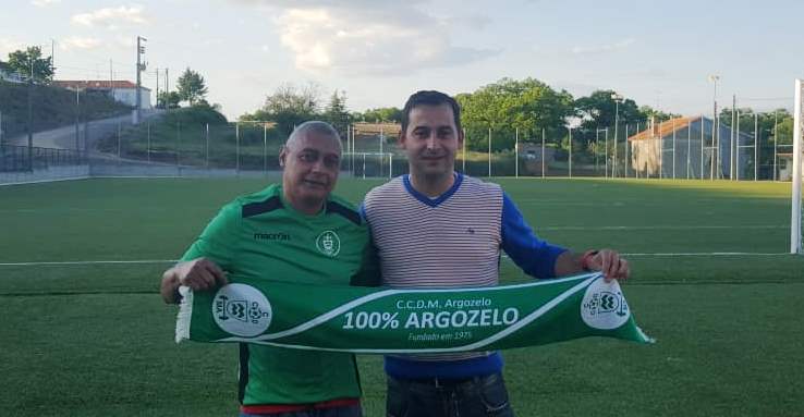 Futebol: Lopes da Silva regressa ao futebol para treinar o Argozelo