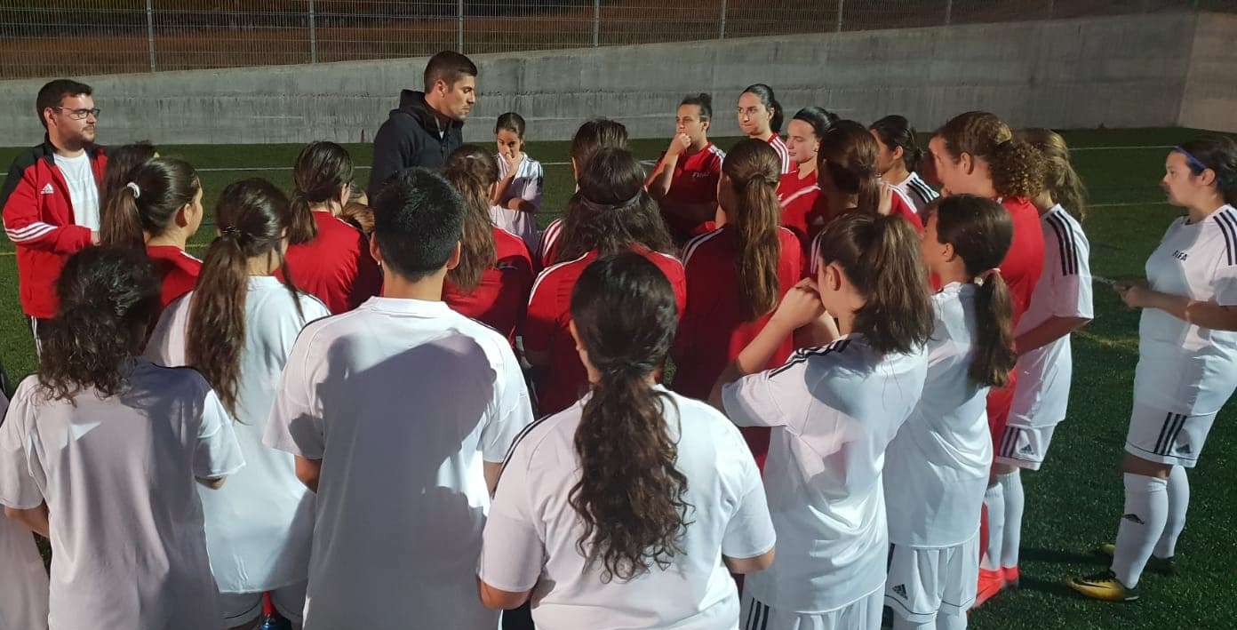 Futebol: Seleccionador nacional feminino visitou Centro de Treinos em Mirandela
