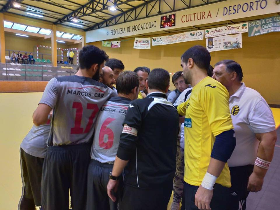 Futsal: Mogadouro empata e adia para a última jornada a manutenção
