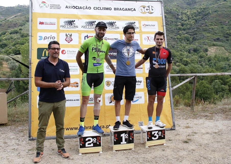 Ciclismo: David Mayo Vivas vence primeira prova do Open Regional de Estrada