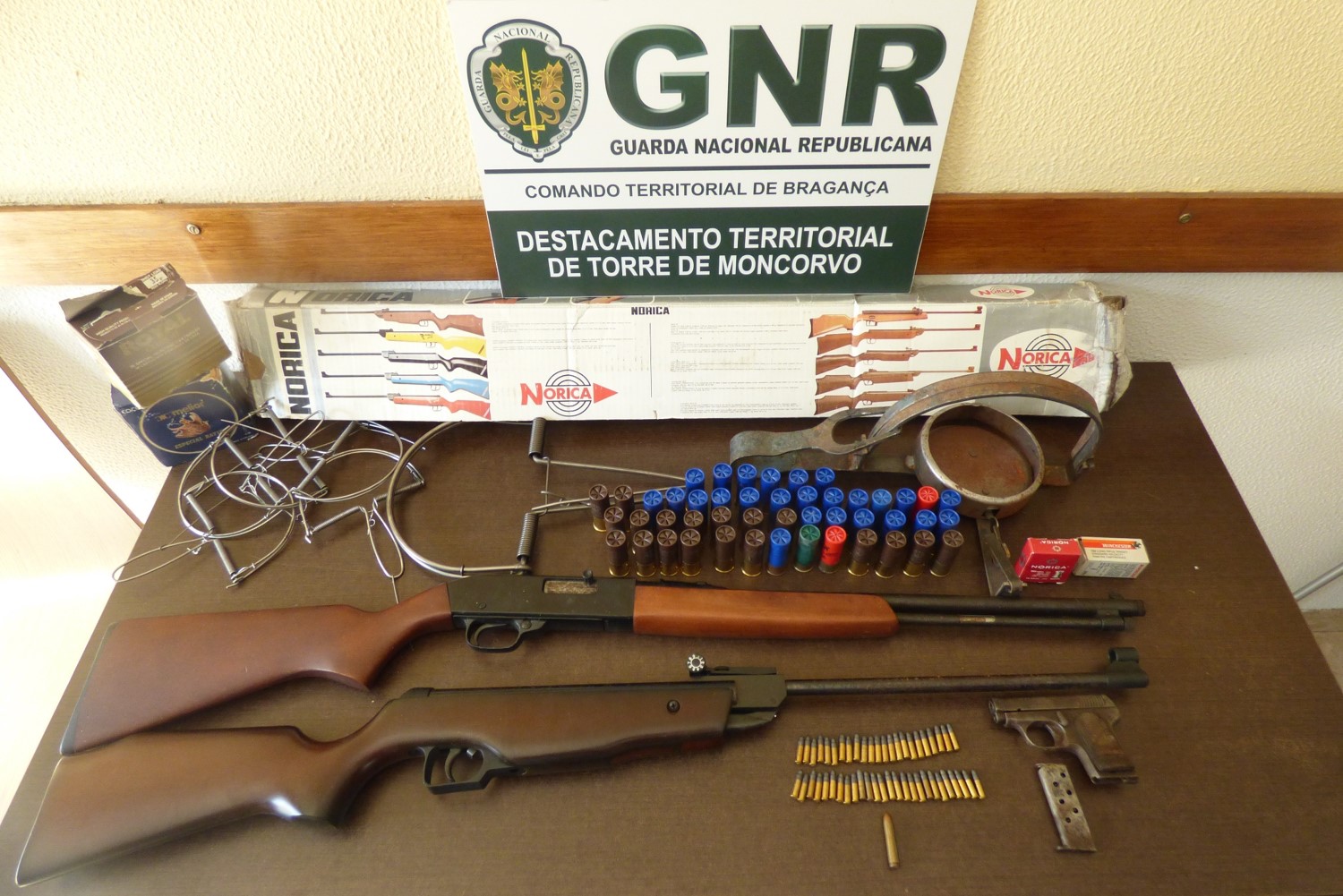 GNR apreende armas a suspeito de violência doméstica em Torre de Moncorvo