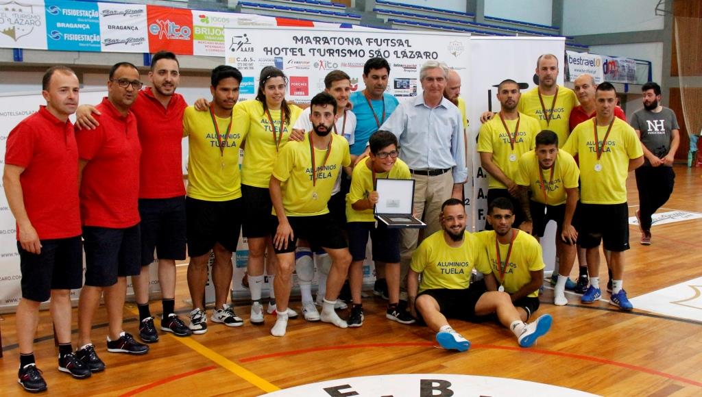 Alumínios Tuela dominam Maratona de Futsal de Bragança