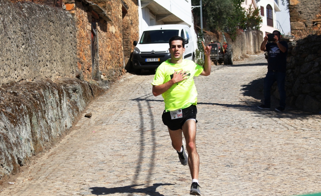 Manuel Curral e Céu Costa vencem primeira edição do Trail Serra dos Passos