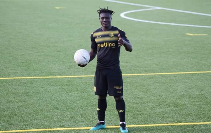 Nigeriano Ossai é reforço para o ataque do Bragança