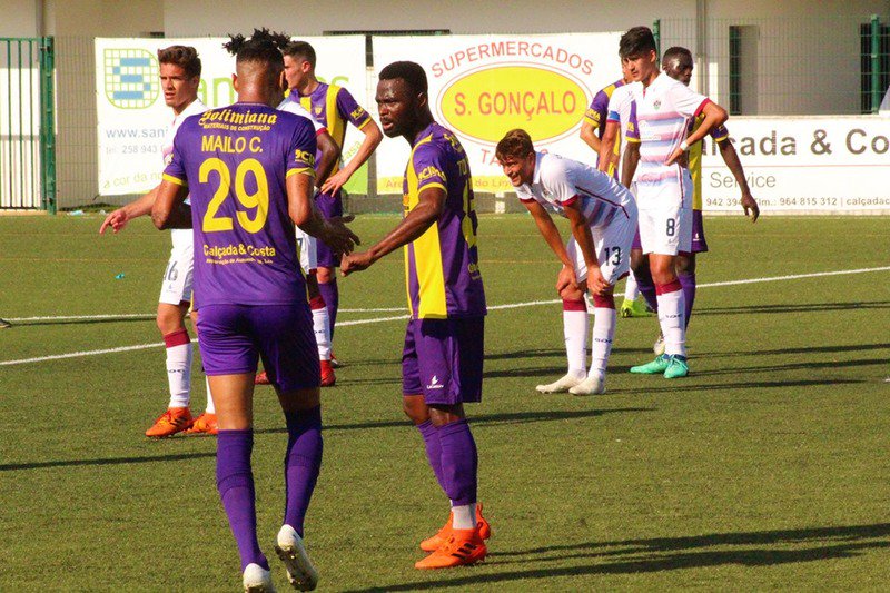 Futebol: Lassina Touré reforça defesa do Bragança