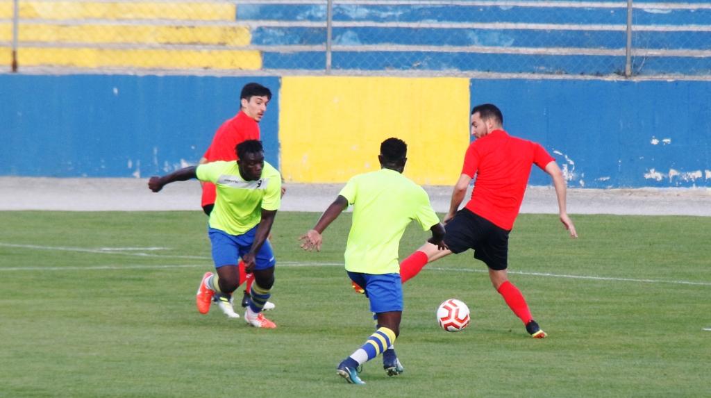 Futebol: Bragança vence Vila Real com golos de Paulo Roberto e Ossai