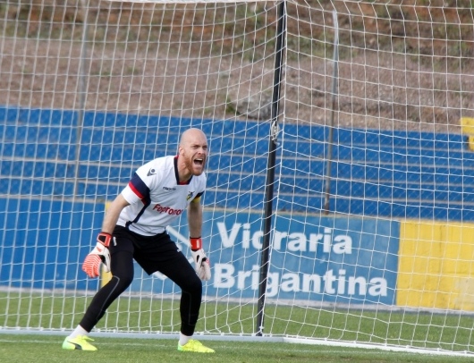 Futebol: Capitão Ximena termina carreira