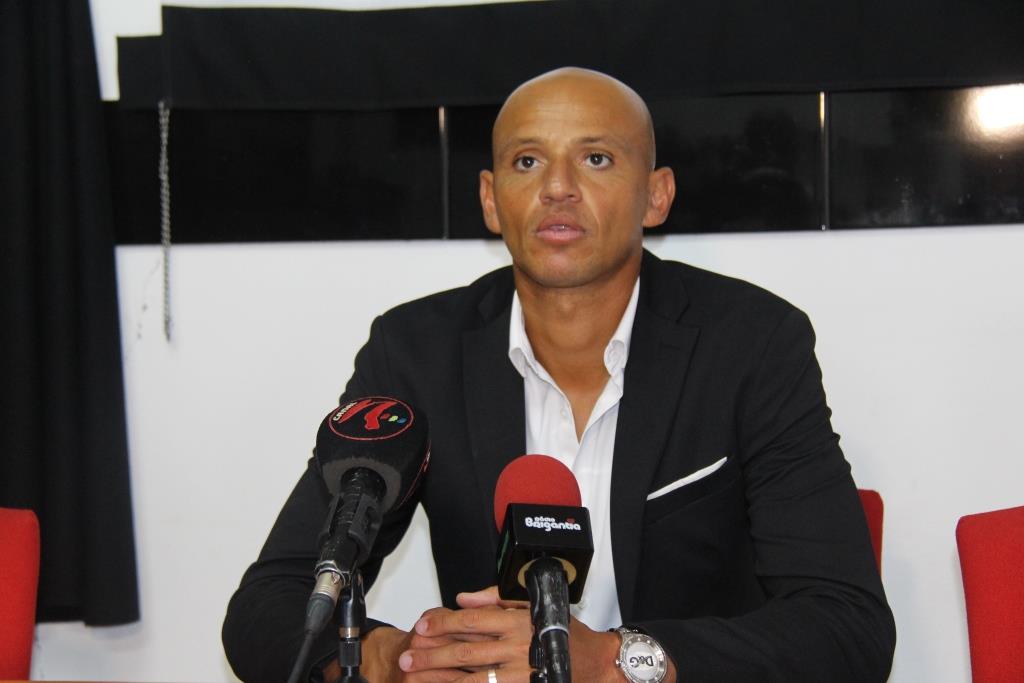 Futebol: Técnico do Mirandela ciente das dificuldades actuais da equipa mas confiante no regresso às vitórias