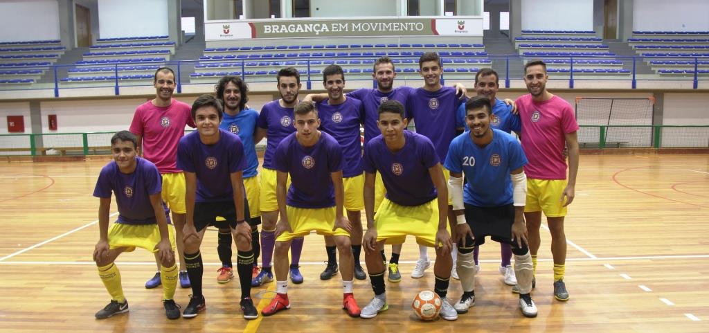 Pioneiros de Bragança preparam regresso ao nacional de futsal