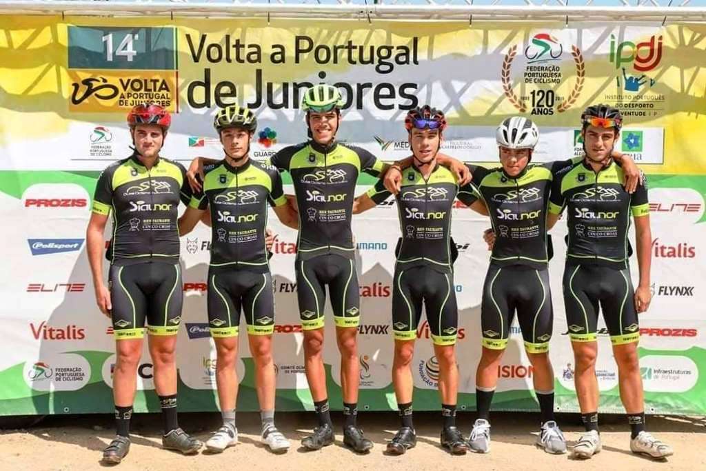 João Tiago e Ricardo Palavra resistiram ao calor e à dureza da Volta a Portugal de Juniores