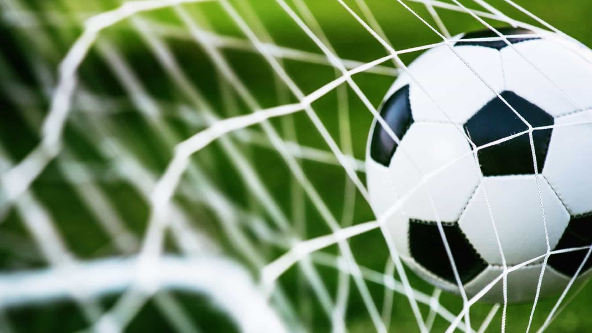 Futebol: Argozelo vence Carção em jogo de apresentação