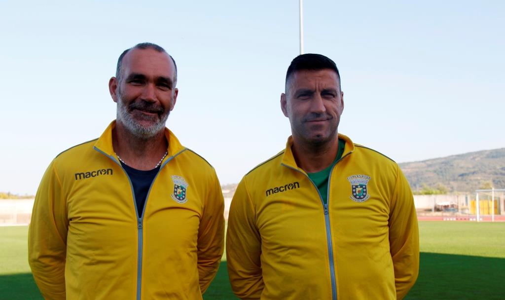 Macedo aponta para os lugares cimeiros