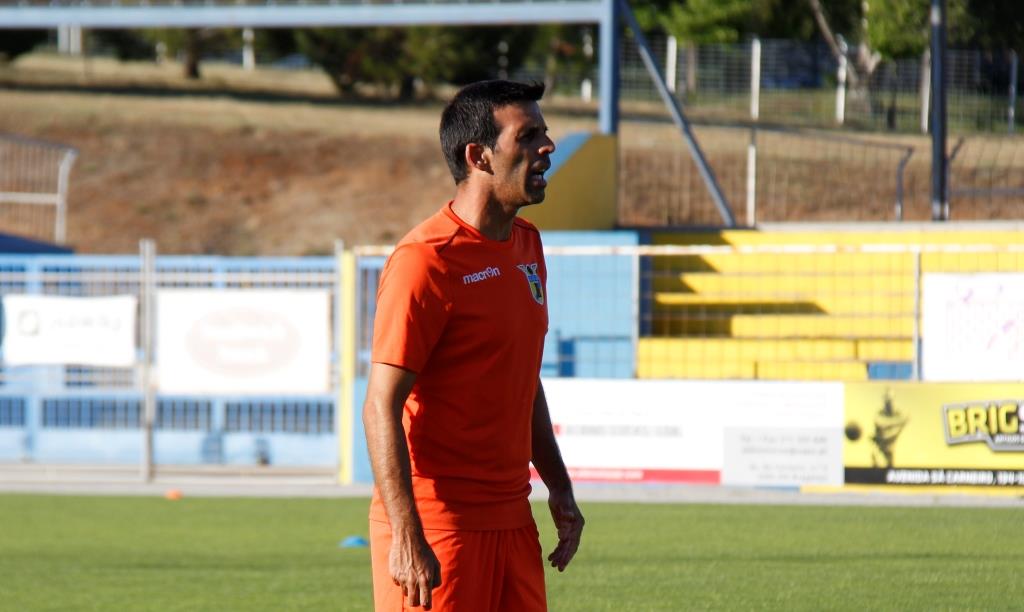 Futebol: Técnico do GDB destaca margem de progressão de Rodrigo Ferreira