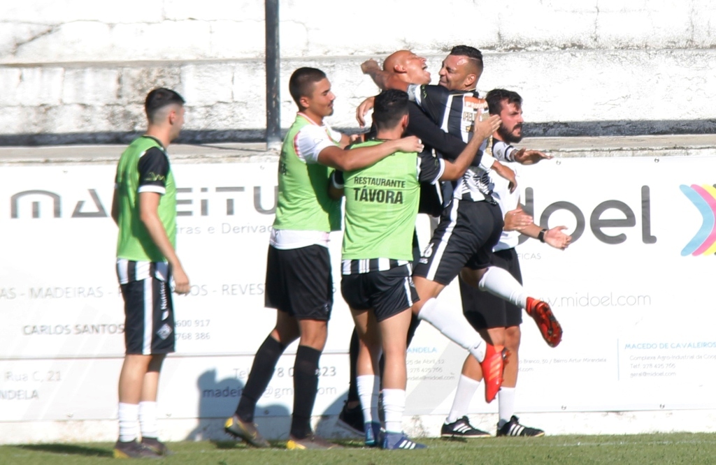 Futebol: Golo de Felipe Borges garante triunfo caseiro do Mirandela