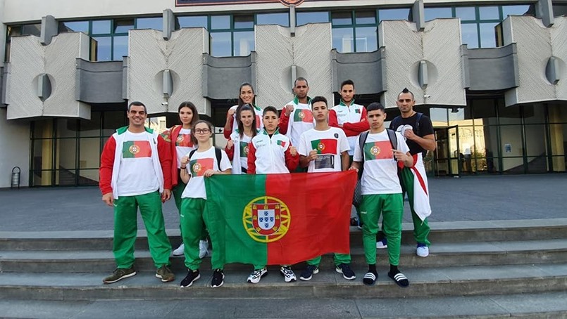 Kickboxing: Fabrice Fernandes e Carolina Cadavez alcançam ouro na Roménia