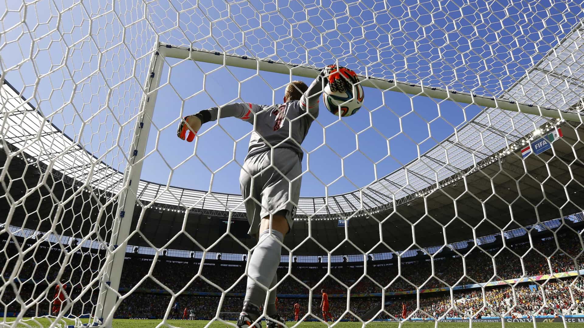 Futebol: GDB vai avançar com uma escola de guarda-redes