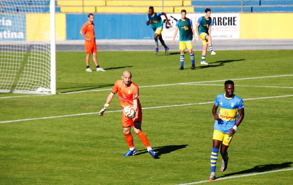 Guarda-redes mostraram serviço e mantiveram o marcador em branco