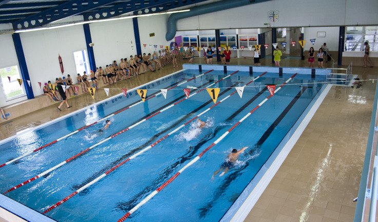 Piscina coberta de Macedo fechada há dois meses