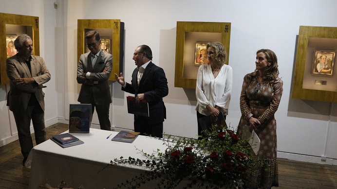 Calendário alegórico de pintor flamengo exposto em Miranda