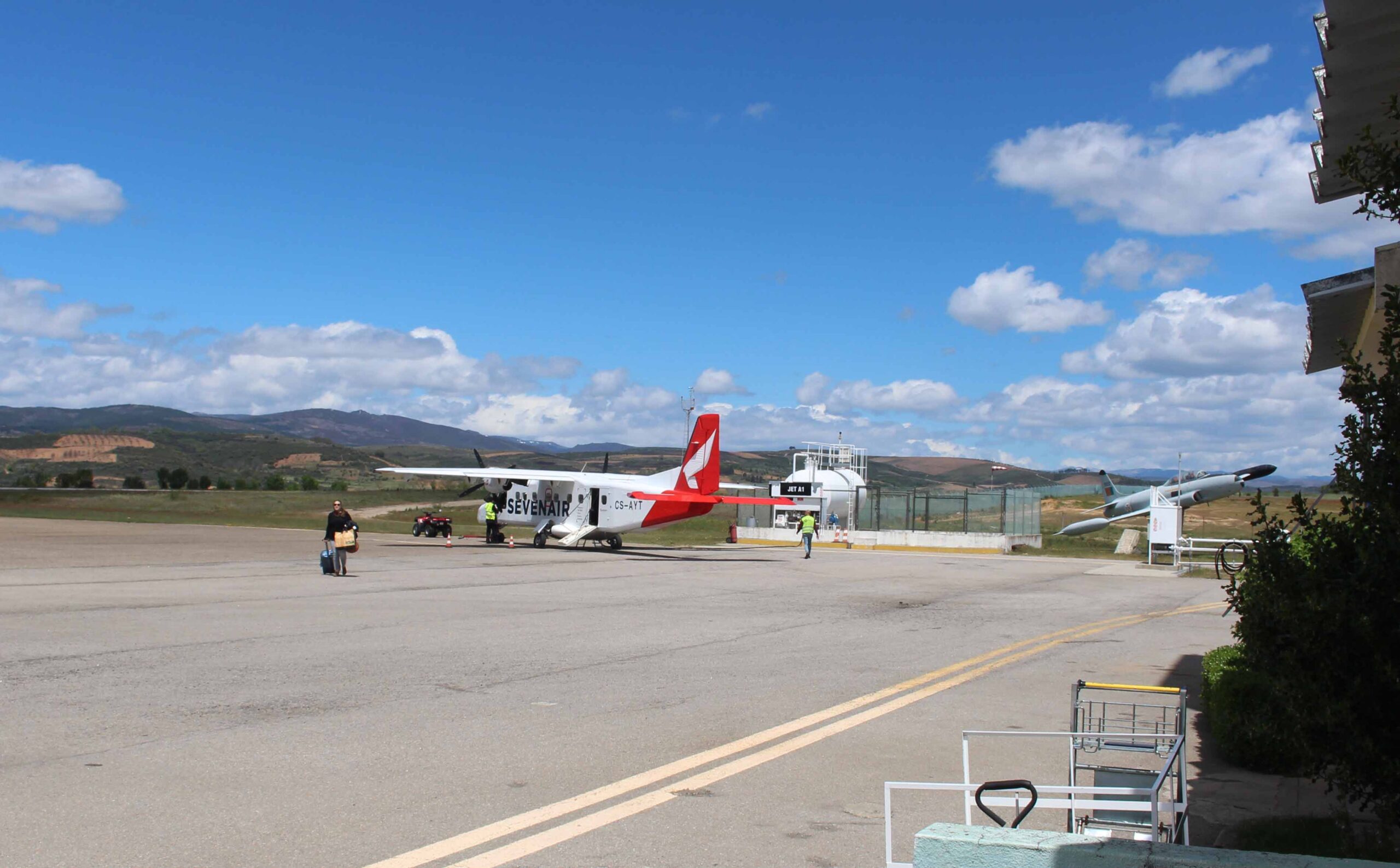 Contrato da carreira aérea Bragança/Portimão prolongado por mais 90 dias