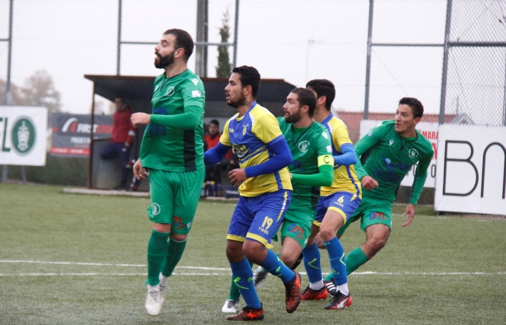Futebol: Rebordelo sofre primeira derrota e deixa o comando do campeonato