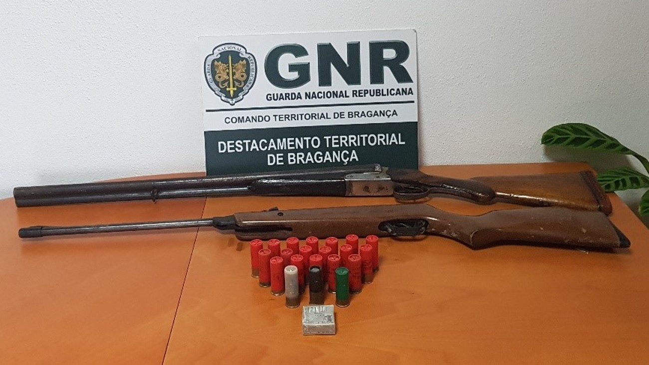 GNR de Bragança apreende duas armas na Petisqueira