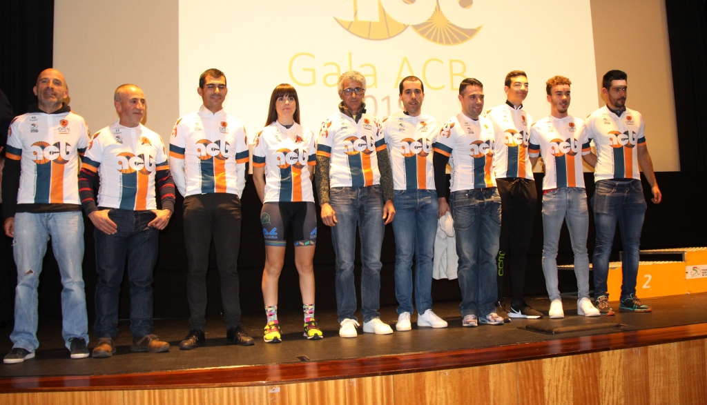 Ciclismo: Clubes e ciclistas distinguidos na Gala da ACB em Mogadouro
