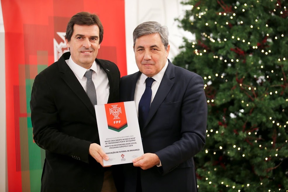 Associação de Futebol de Bragança recebe Prémio de Mérito e Excelência