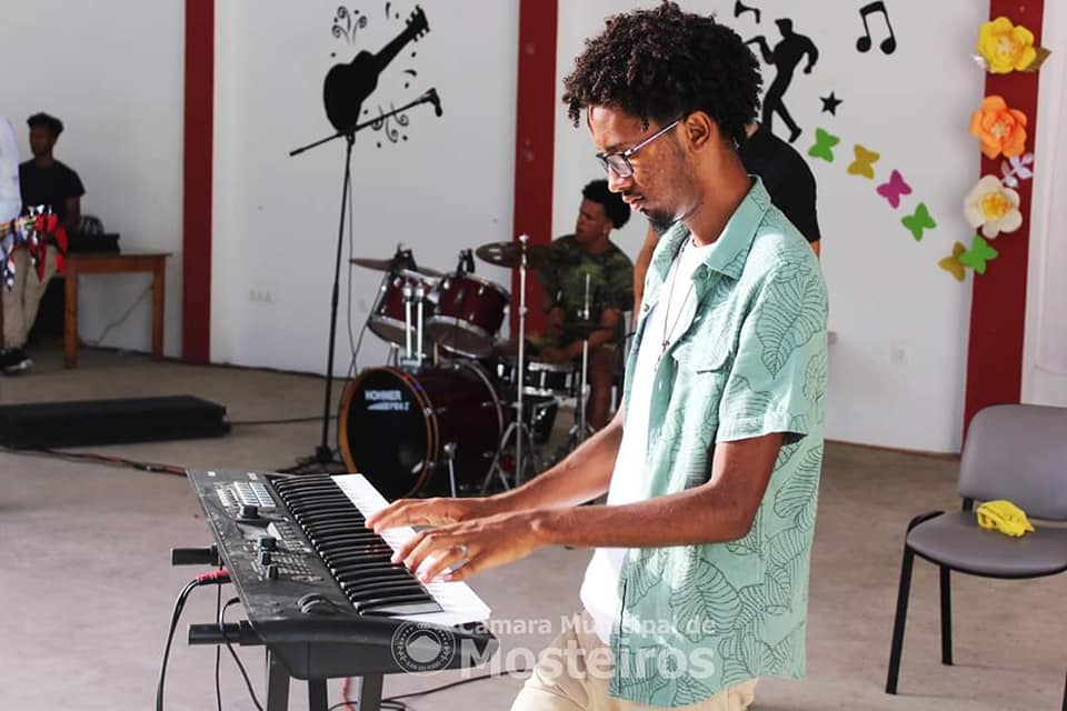 Pai de Luís Giovani Rodrigues fala sobre o acto “bárbaro” que vitimou o filho