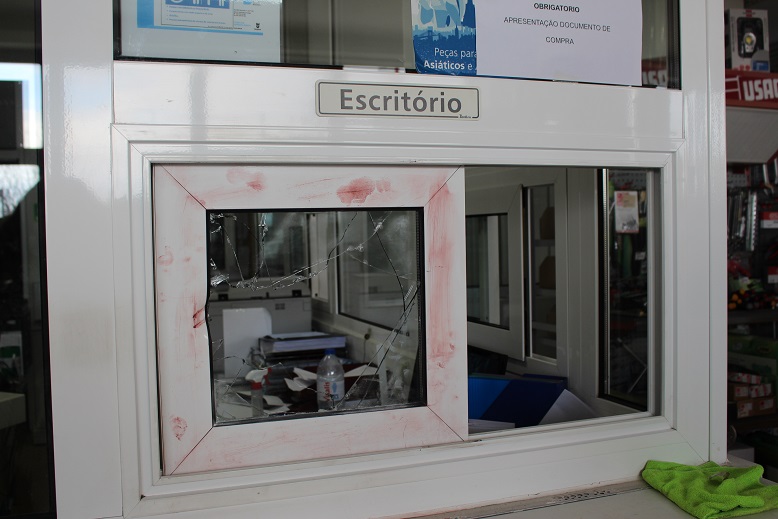 Onda de assaltos na zona industrial de Bragança esta noite